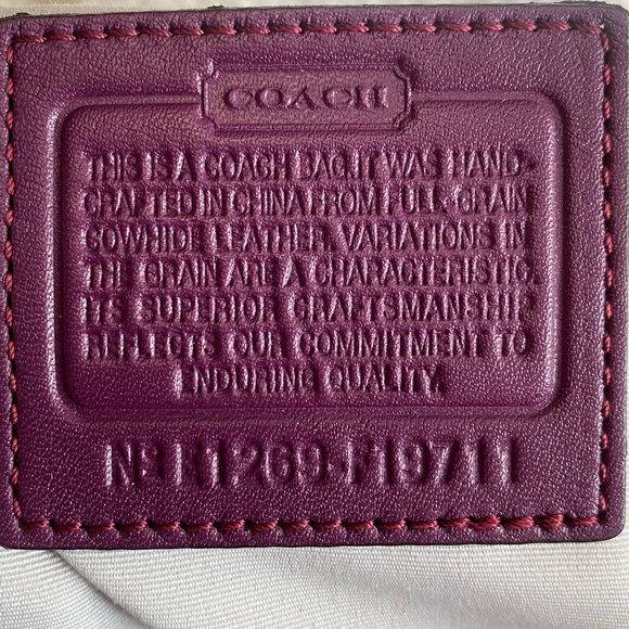 Coach Soho Shiny Patent Leather Buckle Bag Plum Purple - Picture 4 of 11